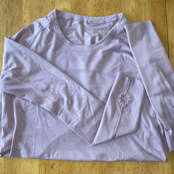 Lululemon swiftly tech long sleeve - Picture 1 of 2